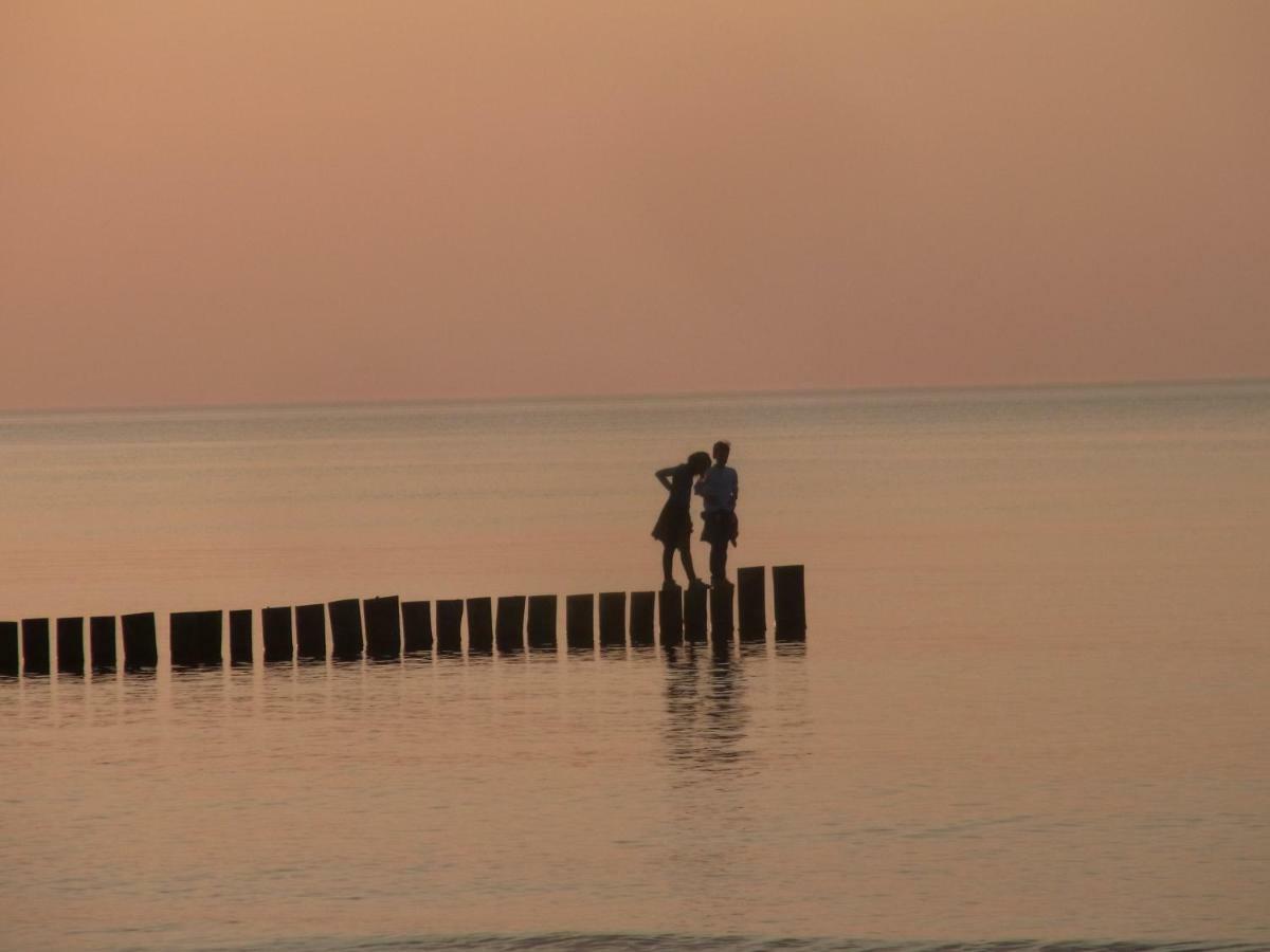 Fewo Himmel& Meer - Nur 300M Vom Meer Kuehlungsborn Exterior foto