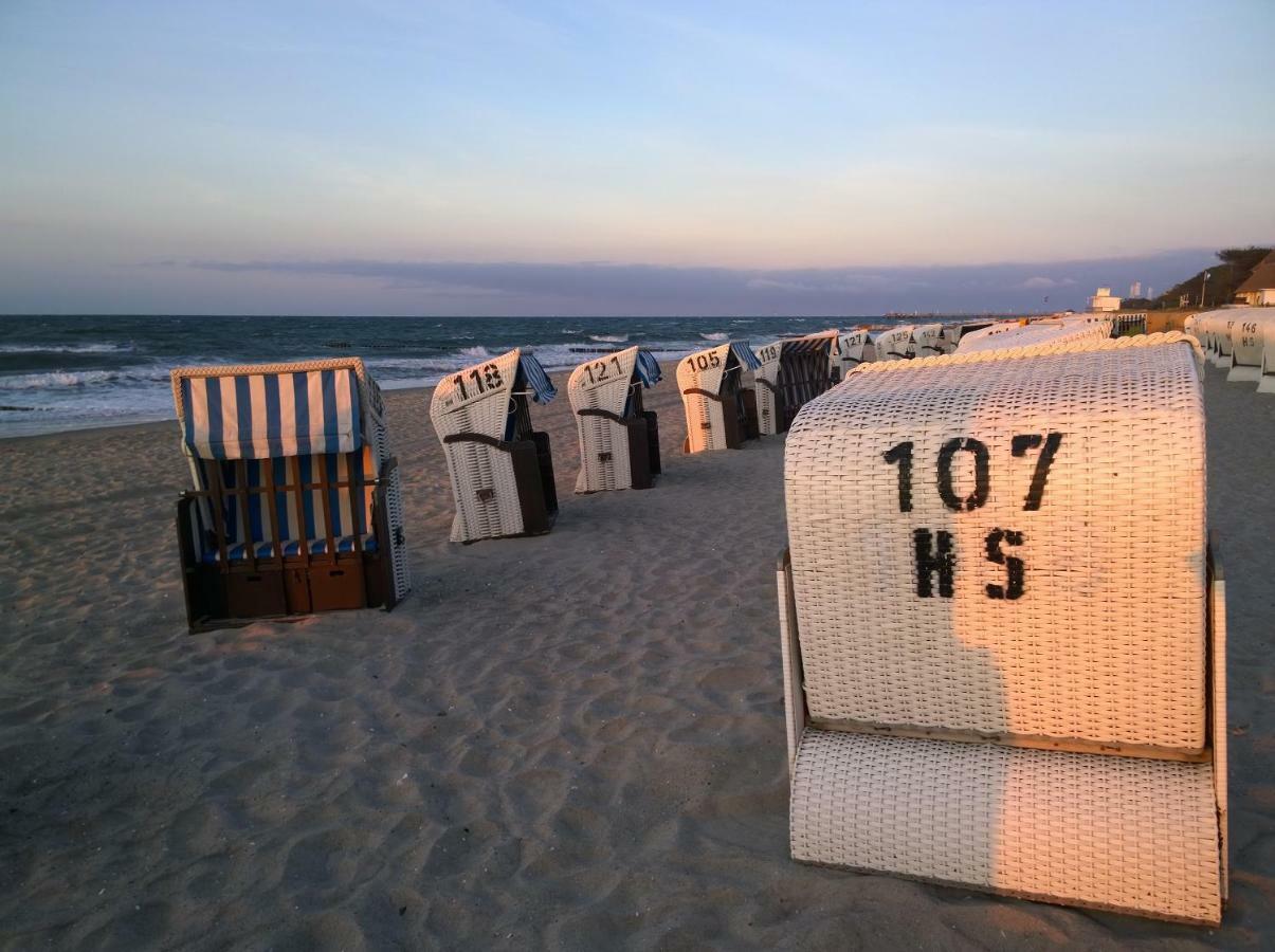Fewo Himmel& Meer - Nur 300M Vom Meer Kuehlungsborn Exterior foto